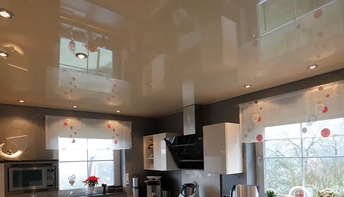 Lackspanndecke – über 100 Farben in matt oder glänzend