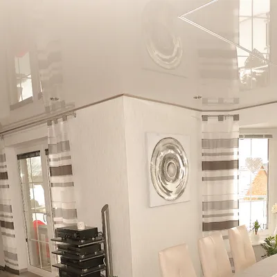 Lackspanndecke Flur – elegantes Design